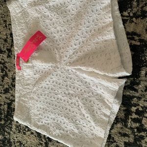 Lilly Pulitzer white lace shorts NWT size 12